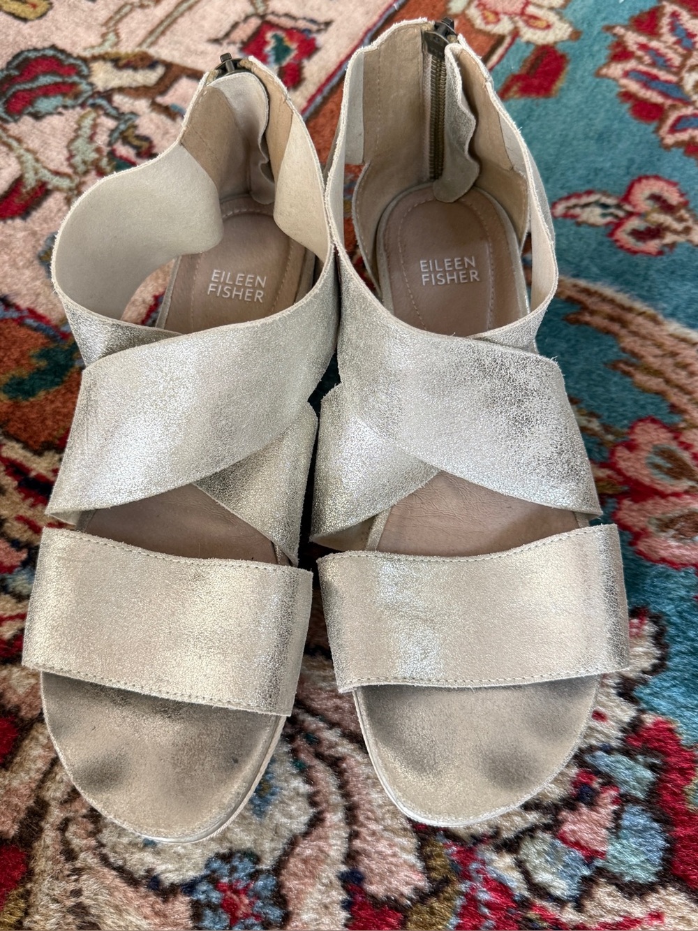 Eileen Fisher Women’s Sport. Silver. 9.